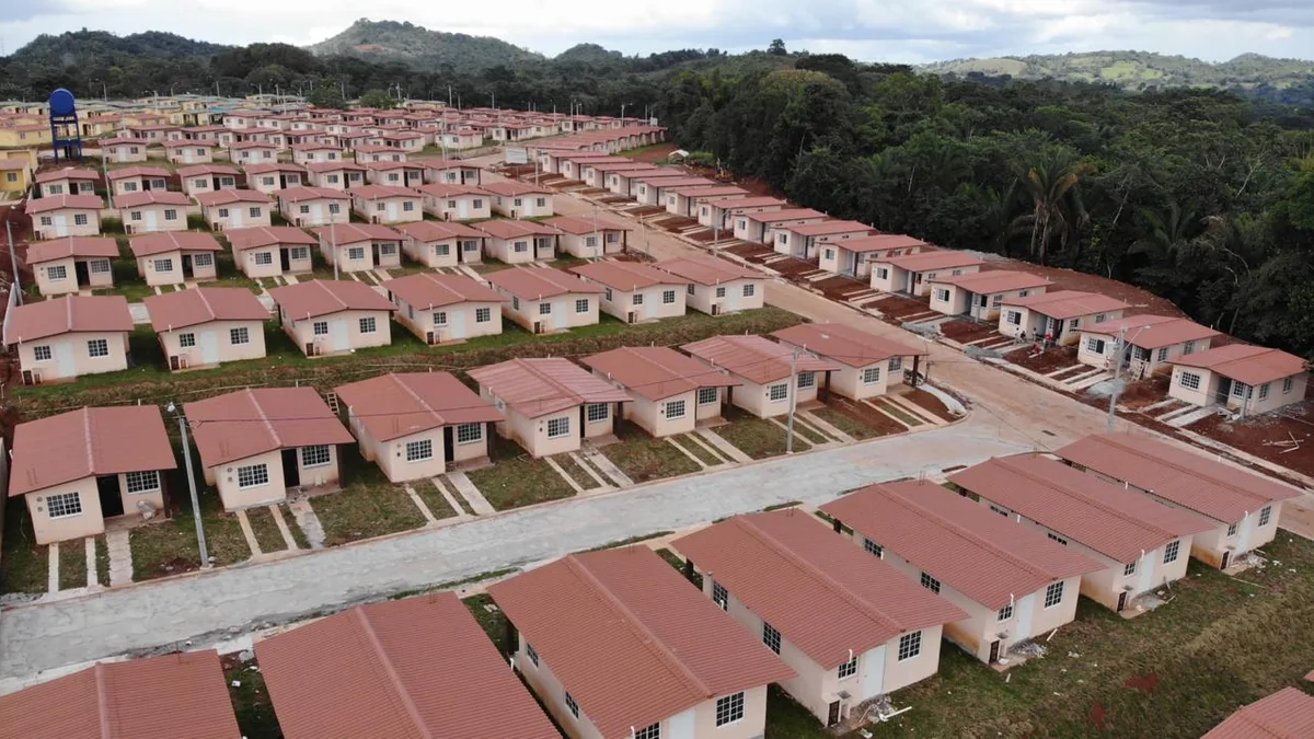 Vista aérea del conjunto residencial terminado El Laurel del Espino